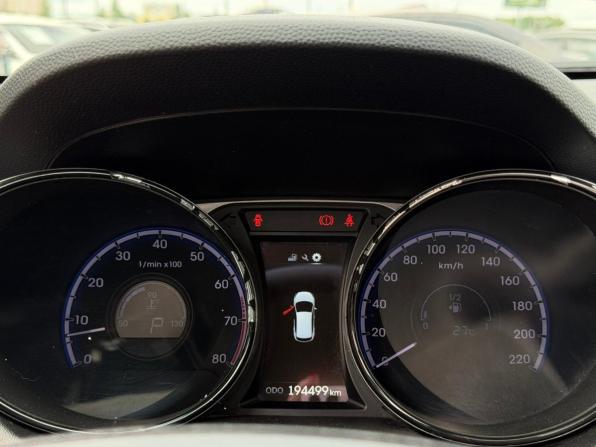 Hyundai ix35 I Рестайлинг с пробегом 2014 года, цена 1 160 000 рублей, 194100 км, внедорожник, Автокод Объявления