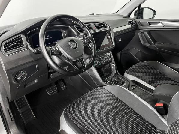 Volkswagen Tiguan II с пробегом 2019 года, цена 2 107 000 рублей, 148392 км, внедорожник, Автокод Объявления