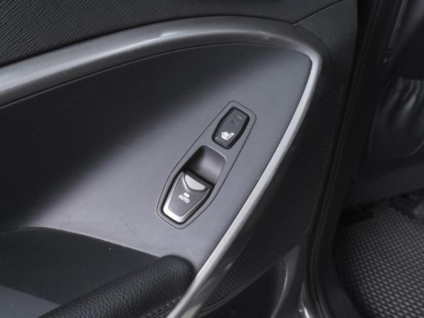 Hyundai Santa Fe III с пробегом 2012 года, цена 1 779 000 рублей, 300049 км, внедорожник, Автокод Объявления