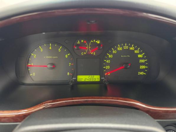 Hyundai Sonata IV (EF) Рестайлинг с пробегом 2011 года, цена 695 000 рублей, 249997 км, седан, Автокод Объявления