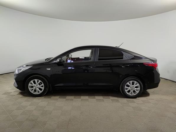 Hyundai Solaris II с пробегом 2018 года, цена 1 030 000 рублей, 169079 км, седан, Автокод Объявления