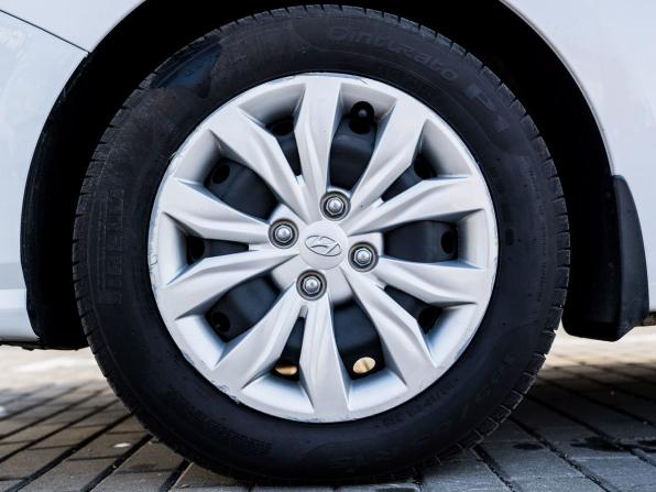 Hyundai Solaris II Рестайлинг с пробегом 2022 года, цена 1 460 000 рублей, 118059 км, седан, Автокод Объявления