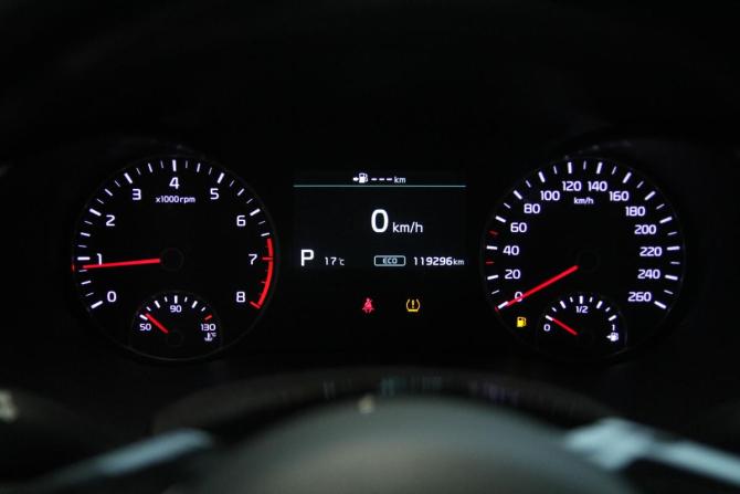 Kia Optima IV Рестайлинг с пробегом 2018 года, цена 2 499 000 рублей, 120000 км, седан, Автокод Объявления