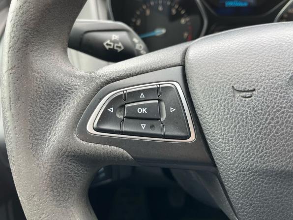 Ford Focus III Рестайлинг с пробегом 2015 года, цена 899 000 рублей, 198000 км, универсал, Автокод Объявления