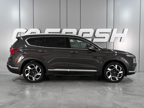 Hyundai Santa Fe IV Рестайлинг с пробегом 2023 года, цена 4 935 000 рублей, 35813 км, внедорожник, Автокод Объявления