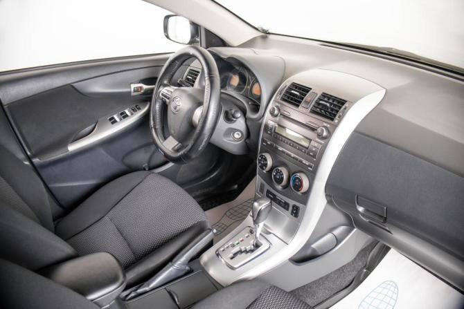 Toyota Corolla X (E140 E150) Рестайлинг с пробегом 2012 года, цена 1 099 000 рублей, 213000 км, седан, Автокод Объявления