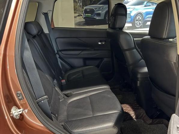 Mitsubishi Outlander III с пробегом 2012 года, цена 1 341 000 рублей, 234700 км, внедорожник, Автокод Объявления