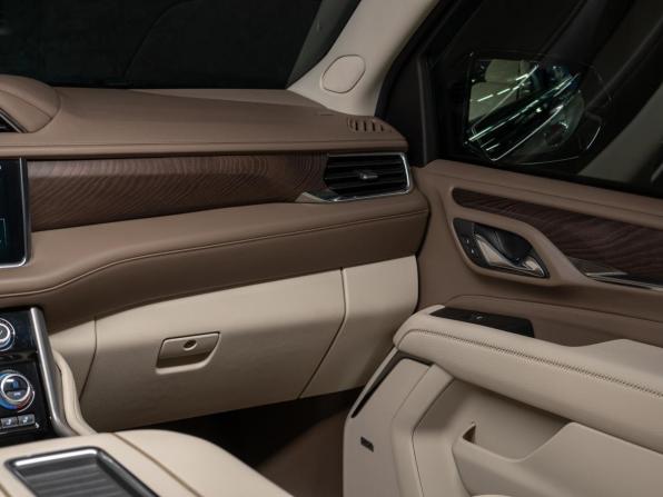 GMC Yukon V с пробегом 2023 года, цена 9 650 000 рублей, 76134 км, внедорожник, Автокод Объявления