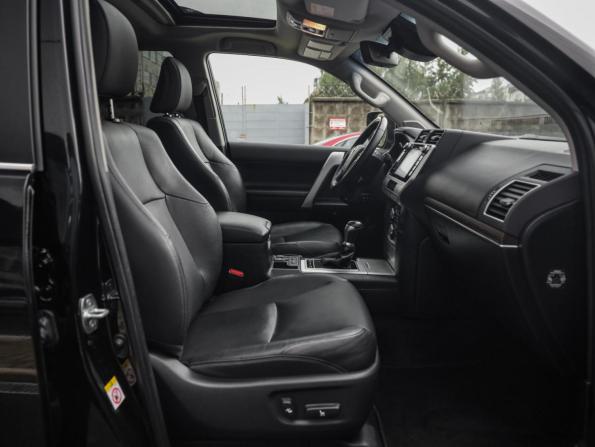 Toyota Land Cruiser Prado 150 Series Рестайлинг 2 с пробегом 2018 года, цена 4 569 000 рублей, 185651 км, внедорожник, Автокод Объявления