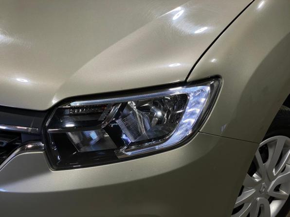 Renault Logan II Рестайлинг с пробегом 2021 года, цена 1 095 000 рублей, 40965 км, седан, Автокод Объявления