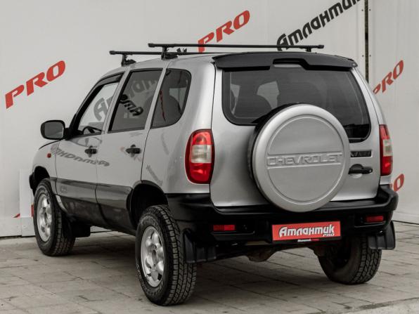 Chevrolet Niva I с пробегом 2004 года, цена 355 000 рублей, 172908 км, внедорожник, Автокод Объявления