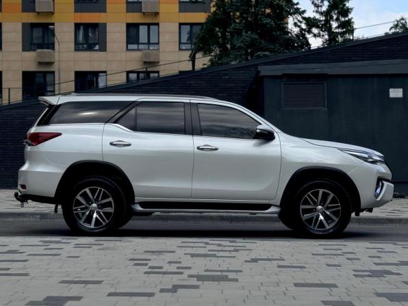Toyota Fortuner II с пробегом 2017 года, цена 3 250 000 рублей, 146646 км, внедорожник, Автокод Объявления