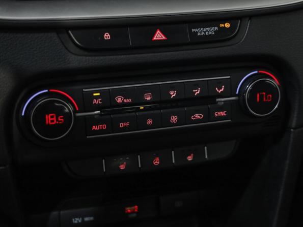 Kia XCeed I с пробегом 2021 года, цена 1 769 000 рублей, 142221 км, хэтчбек, Автокод Объявления