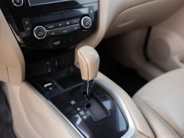 Nissan X-Trail III с пробегом 2015 года, цена 1 680 000 рублей, 228558 км, внедорожник, Автокод Объявления