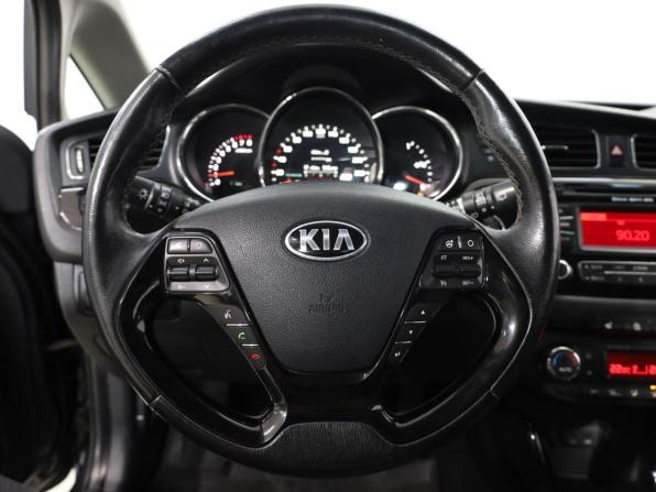 Kia Ceed II с пробегом 2012 года, цена 1 349 000 рублей, 124271 км, хэтчбек, Автокод Объявления