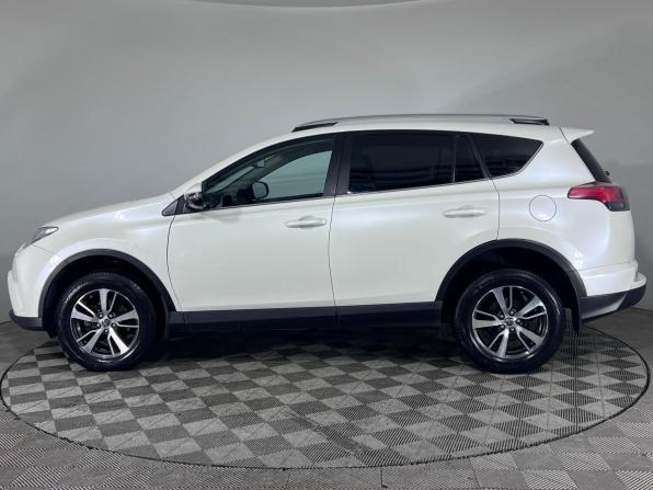 Toyota RAV4 IV (XA40) Рестайлинг с пробегом 2017 года, цена 2 250 000 рублей, 126428 км, внедорожник, Автокод Объявления