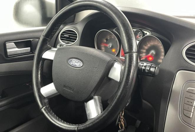 Ford Focus II Рестайлинг с пробегом 2009 года, цена 539 000 рублей, 161947 км, седан, Автокод Объявления