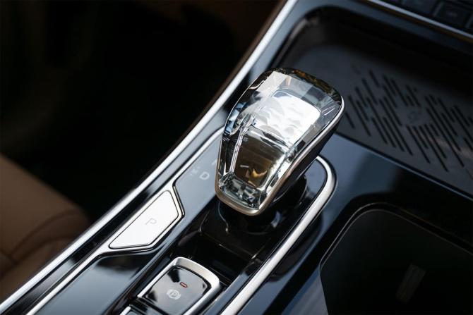 Новый JAC RF8 2026 года, цена 4 675 000 рублей, минивэн, Автокод Объявления