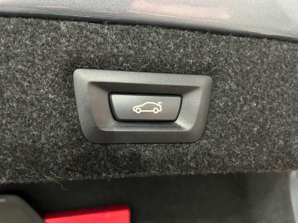 BMW 5 серии VII (G30/G31/G38) с пробегом 2018 года, цена 2 570 000 рублей, 200649 км, седан, Автокод Объявления