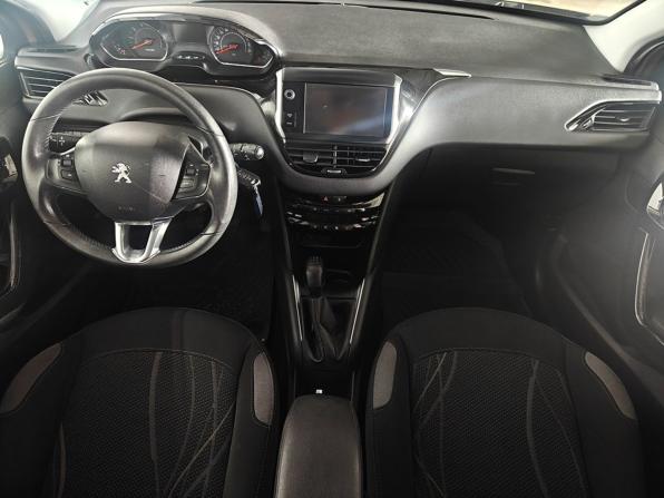 Peugeot 208 I с пробегом 2014 года, цена 539 000 рублей, 106462 км, хэтчбек, Автокод Объявления