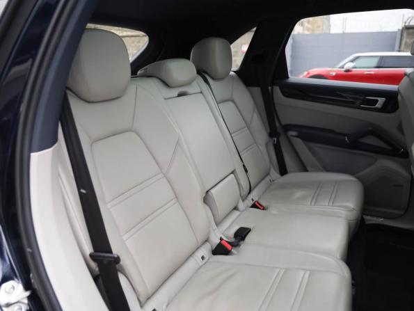Porsche Cayenne III с пробегом 2019 года, цена 6 124 645 рублей, 123081 км, внедорожник, Автокод Объявления