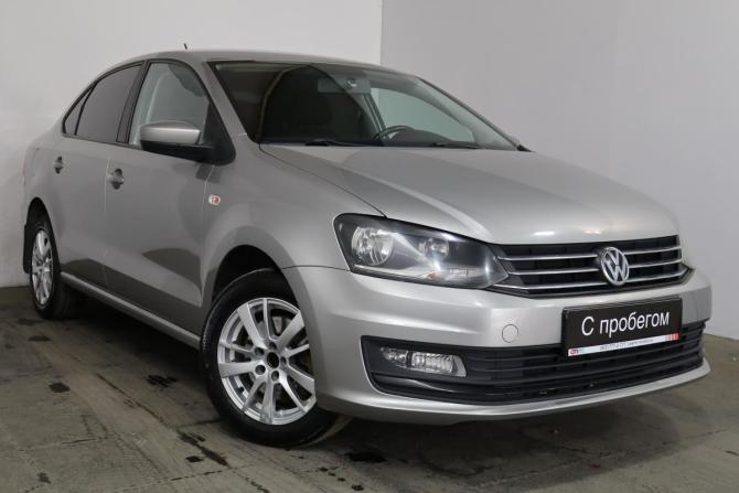 Volkswagen Polo V Рестайлинг с пробегом 2018 года, цена 979 000 рублей, 142000 км, седан, Автокод Объявления