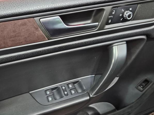 Volkswagen Touareg II с пробегом 2011 года, цена 1 550 000 рублей, 233596 км, внедорожник, Автокод Объявления