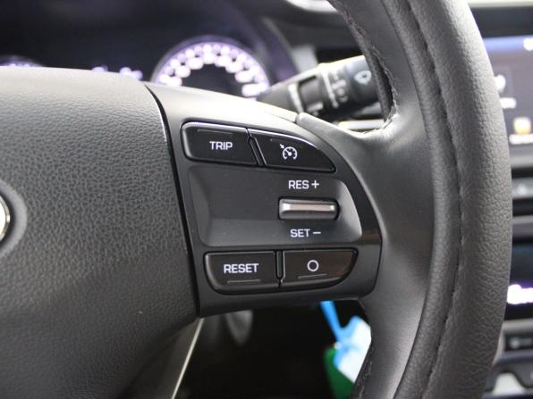 Hyundai Elantra VI (AD) Рестайлинг с пробегом 2020 года, цена 1 679 900 рублей, 136279 км, седан, Автокод Объявления