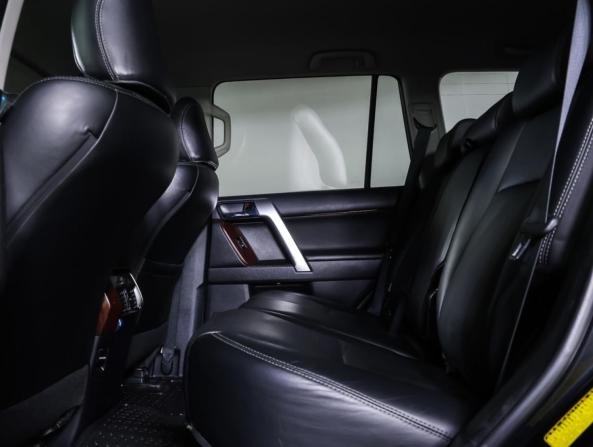 Toyota Land Cruiser Prado 150 Series Рестайлинг 1 с пробегом 2016 года, цена 3 600 000 рублей, 258209 км, внедорожник, Автокод Объявления