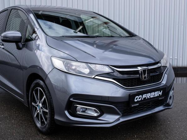 Honda Fit III Рестайлинг с пробегом 2018 года, цена 1 129 000 рублей, 156004 км, хэтчбек, Автокод Объявления