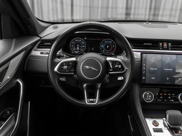 Jaguar F-Pace I Рестайлинг с пробегом 2021 года, цена 5 000 000 рублей, 76349 км, внедорожник, Автокод Объявления