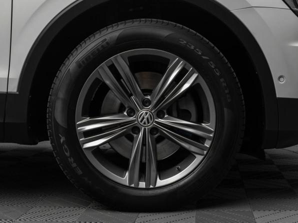Volkswagen Tiguan II с пробегом 2017 года, цена 2 810 000 рублей, 73667 км, внедорожник, Автокод Объявления