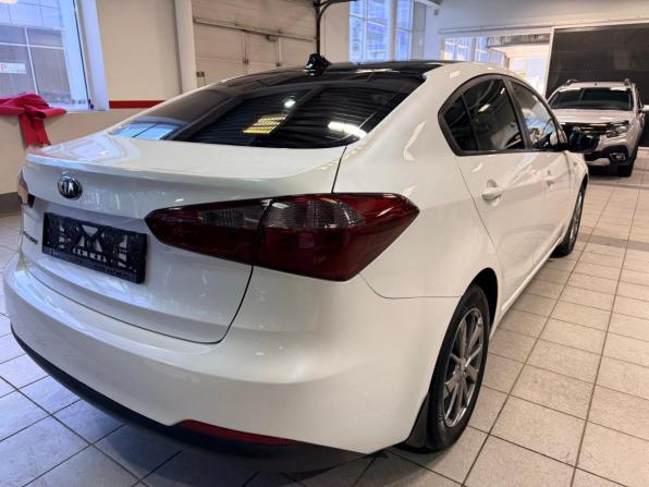 Kia Cerato III с пробегом 2015 года, цена 1 099 000 рублей, 172170 км, седан, Автокод Объявления