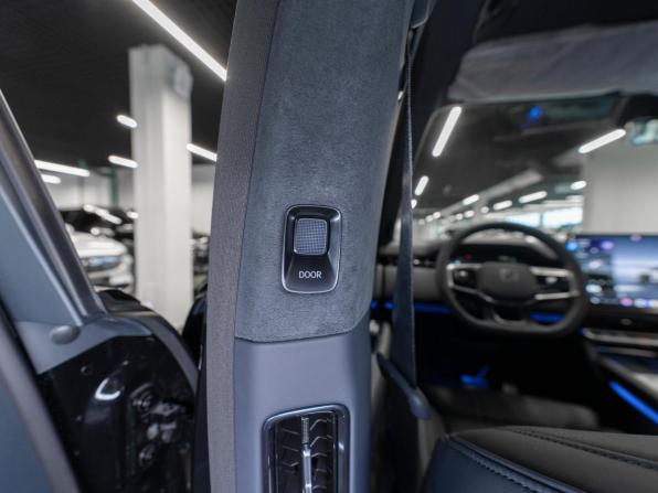 Zeekr 9X с пробегом 2025 года, цена 11 400 000 рублей, 50 км, внедорожник, Автокод Объявления