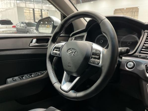 Hyundai Sonata VII (LF) Рестайлинг с пробегом 2017 года, цена 1 640 000 рублей, 148777 км, седан, Автокод Объявления