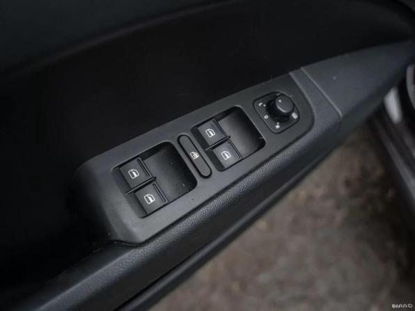 Skoda Superb II Рестайлинг с пробегом 2013 года, цена 1 400 000 рублей, 201915 км, лифтбек, Автокод Объявления