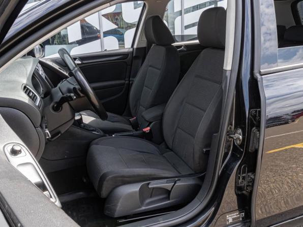 Volkswagen Golf VI с пробегом 2009 года, цена 810 000 рублей, 267476 км, хэтчбек, Автокод Объявления