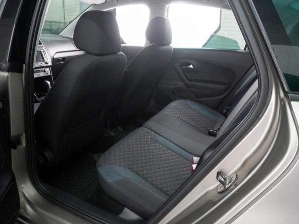 Volkswagen Polo V Рестайлинг с пробегом 2019 года, цена 1 334 000 рублей, 151414 км, седан, Автокод Объявления