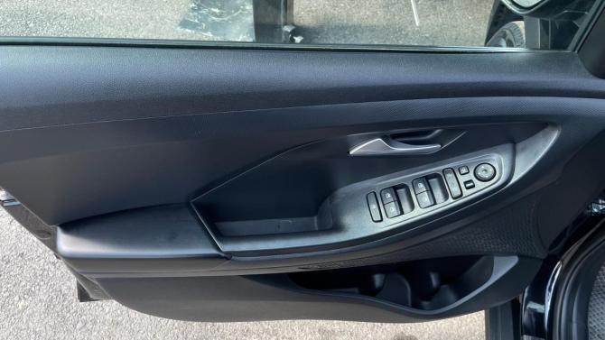 Hyundai Creta II с пробегом 2021 года, цена 2 250 000 рублей, 51063 км, внедорожник, Автокод Объявления