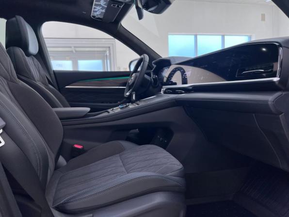 Geely Monjaro I Рестайлинг с пробегом 2026 года, цена 4 654 000 рублей, 15 км, внедорожник, Автокод Объявления