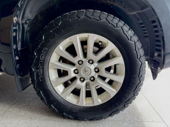 Toyota Land Cruiser Prado 150 Series с пробегом 2013 года, цена 2 198 000 рублей, 281619 км, внедорожник, Автокод Объявления