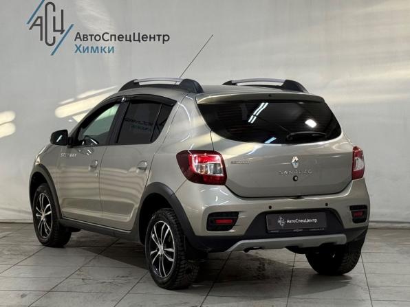 Renault Sandero II Рестайлинг с пробегом 2019 года, цена 1 047 800 рублей, 42000 км, хэтчбек, Автокод Объявления