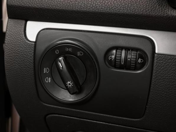 Volkswagen Jetta V с пробегом 2010 года, цена 699 000 рублей, 308823 км, седан, Автокод Объявления