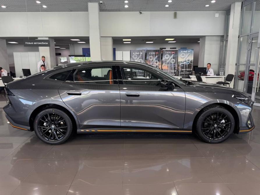Changan UNI-V I Рестайлинг 2 Санкт-Петербург  - изображение 6