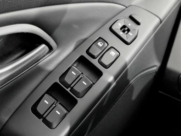 Hyundai ix35 I Рестайлинг с пробегом 2014 года, цена 1 150 000 рублей, 168887 км, внедорожник, Автокод Объявления