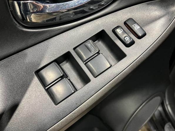 Toyota RAV4 III (XA30) Рестайлинг с пробегом 2012 года, цена 1 374 000 рублей, 172391 км, внедорожник, Автокод Объявления