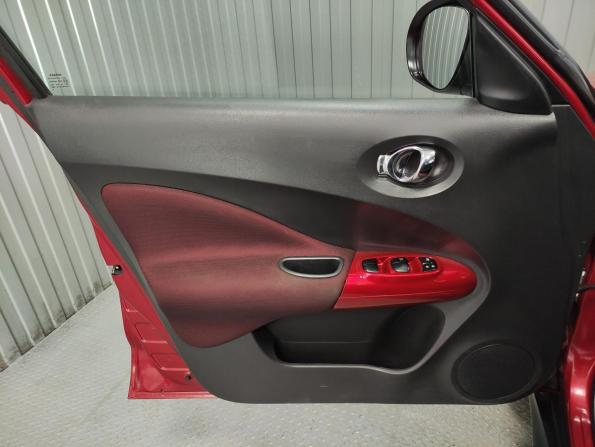 Nissan Juke I с пробегом 2012 года, цена 939 000 рублей, 158803 км, внедорожник, Автокод Объявления