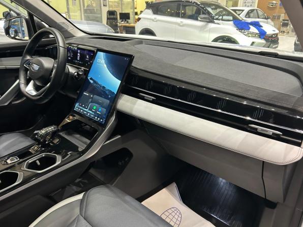 Geely Atlas II с пробегом 2024 года, цена 2 645 000 рублей, 62566 км, внедорожник, Автокод Объявления