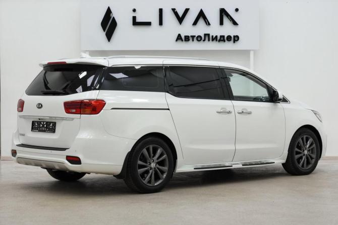 Kia Carnival III с пробегом 2018 года, цена 1 589 000 рублей, 89368 км, минивэн, Автокод Объявления