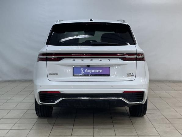 Geely Monjaro I Рестайлинг 2 с пробегом 2025 года, цена 4 130 000 рублей, 25 км, внедорожник, Автокод Объявления